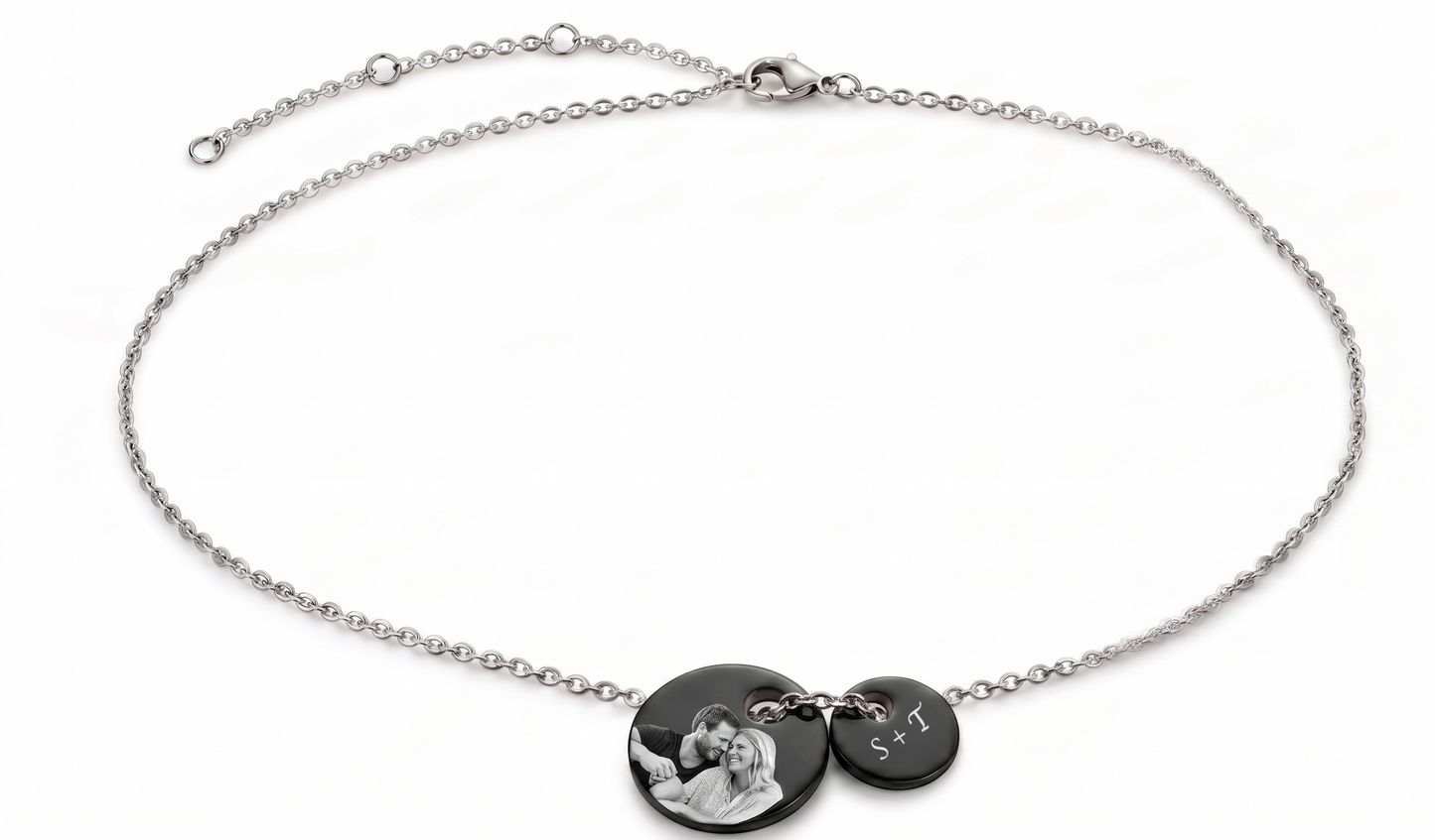 Kette aus Edelstahl mit zwei schwarzen Plättchen für Bildgravur