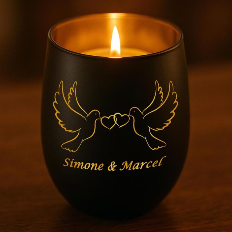 Personalisiertes Windlicht mit Gravur | Motivwahl: Herz, Blume, Ring, Taube | Name + Spruch auf Glas | Geschenk für Frauen, Mama &amp; Paare | Hochzeit, Geburtstag, Valentinstag | Schwarz